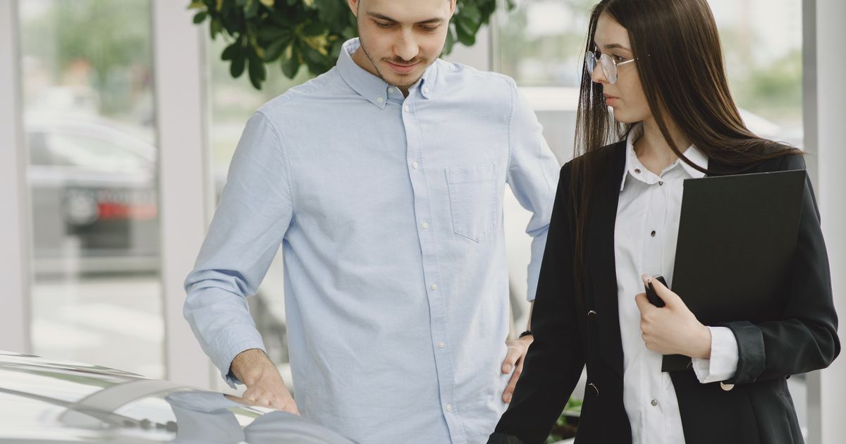 Demo Rate Benchmarks & Conversion Data 2026: Car Sales Report