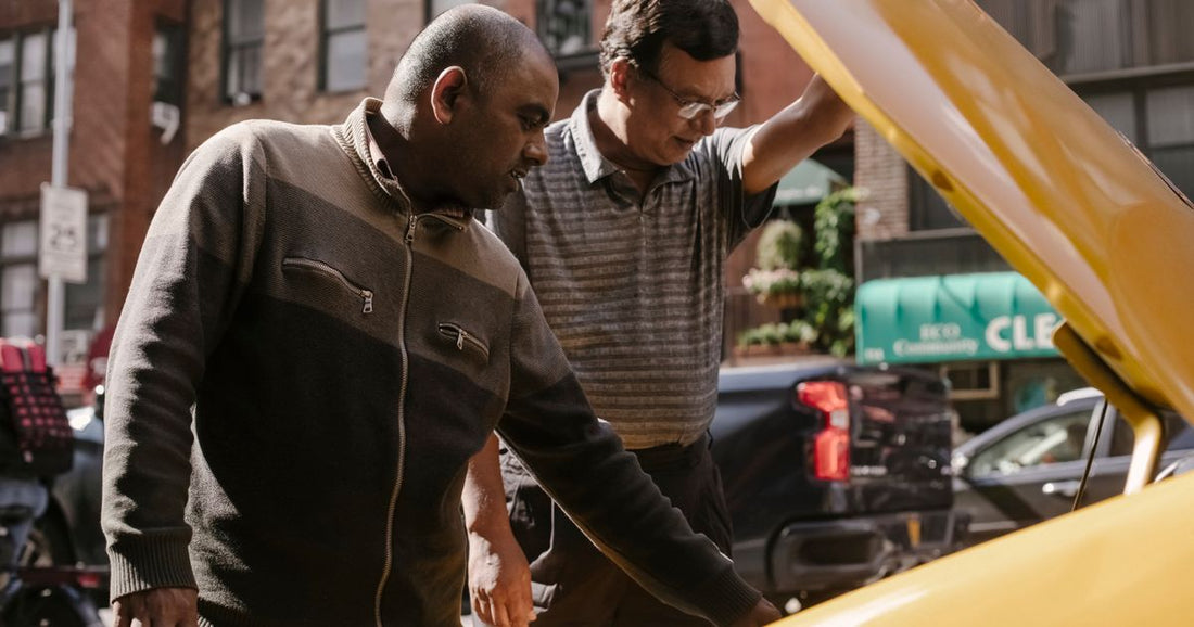 Auto Salespeople Help: 7 Ways to Close More Deals